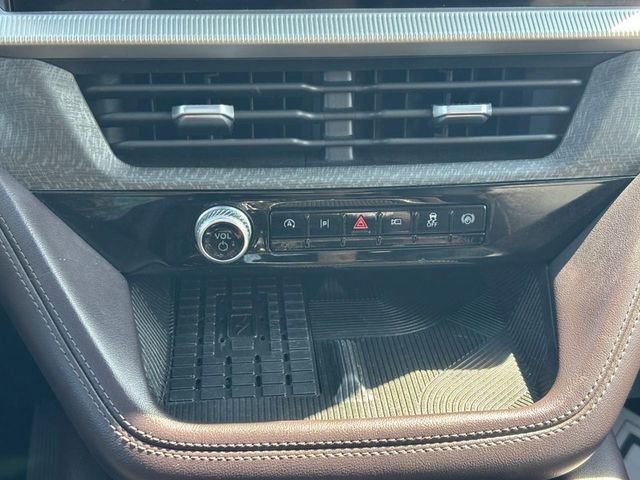 2025 Ford Explorer Platinum - Photo 23