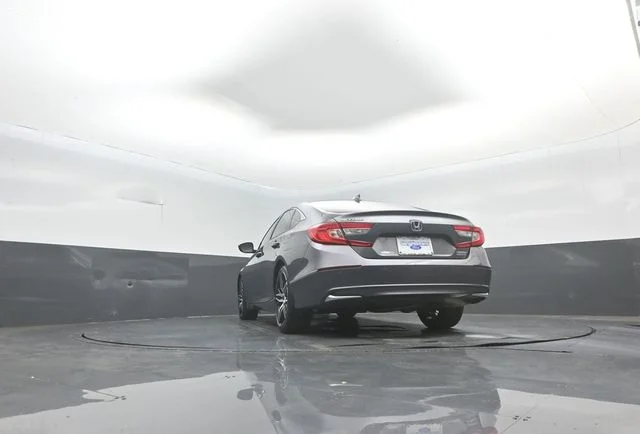 Certified Used 2021 Gray Pearl Honda Touring image 32