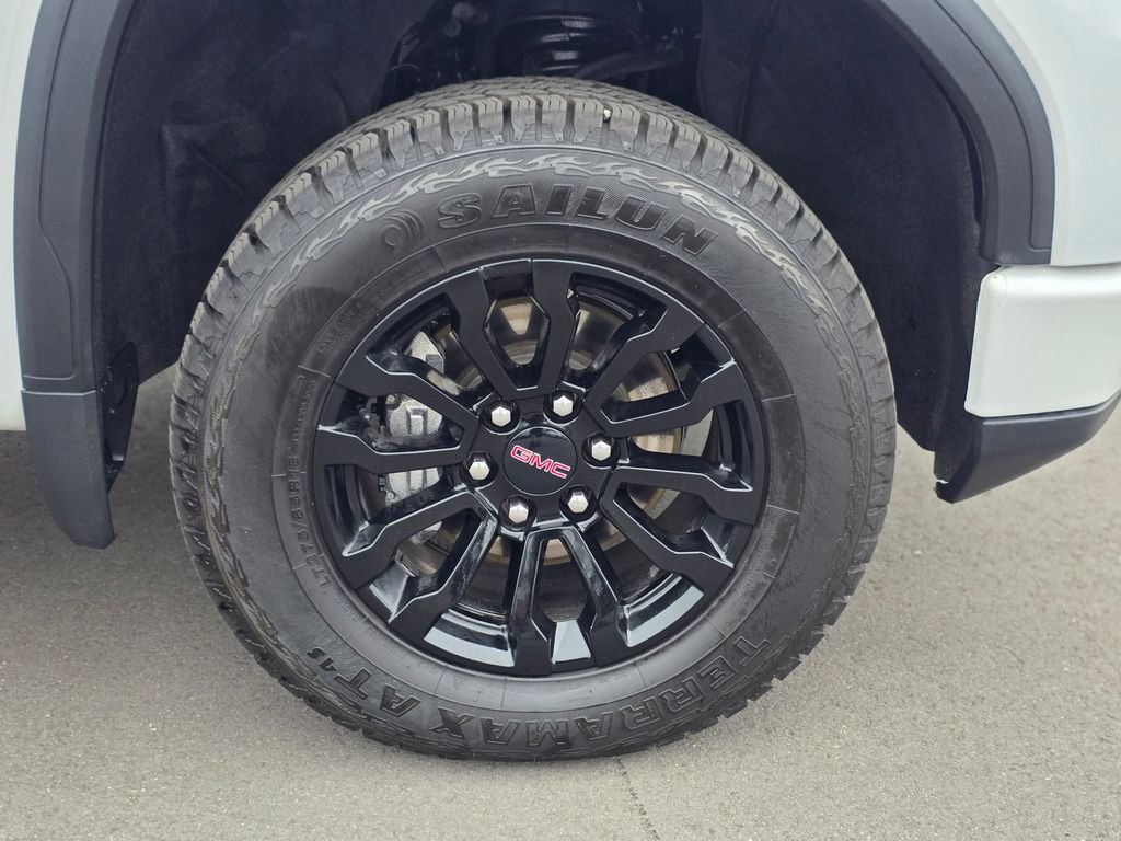 2023 GMC Sierra 1500 AT4X - Photo 8