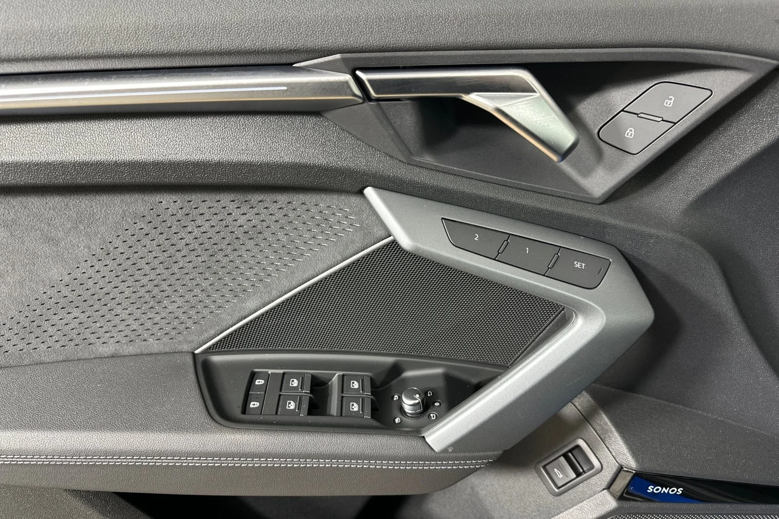 New 2026 Daytona Gray Pearl Effect Audi quattro image 10