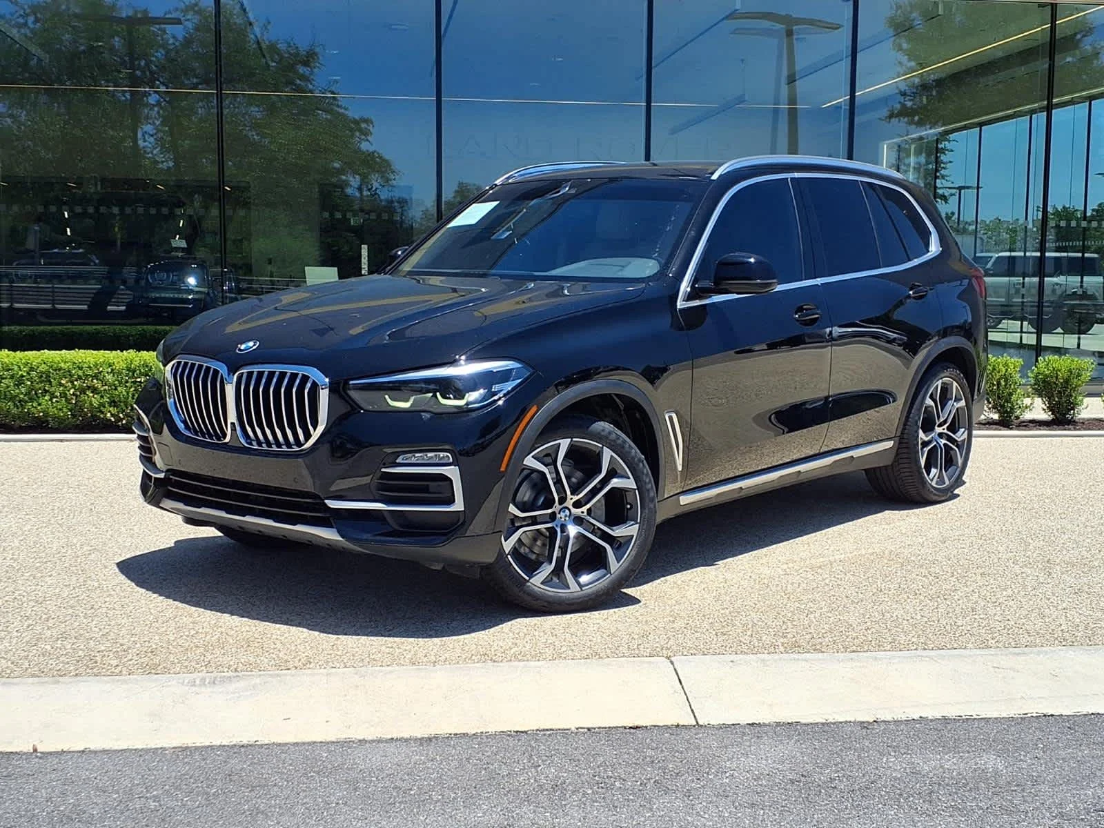 2020 BMW X5 sDrive40i's photo