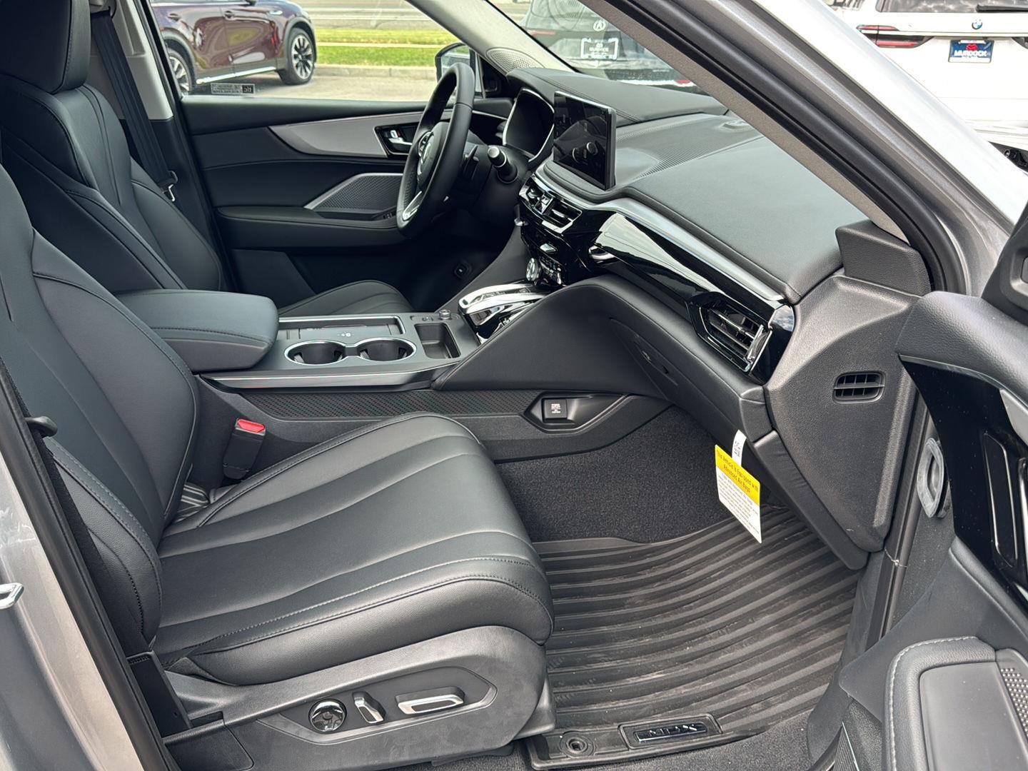 New 2026 Solar Silver Metallic Acura SH-AWD image 15