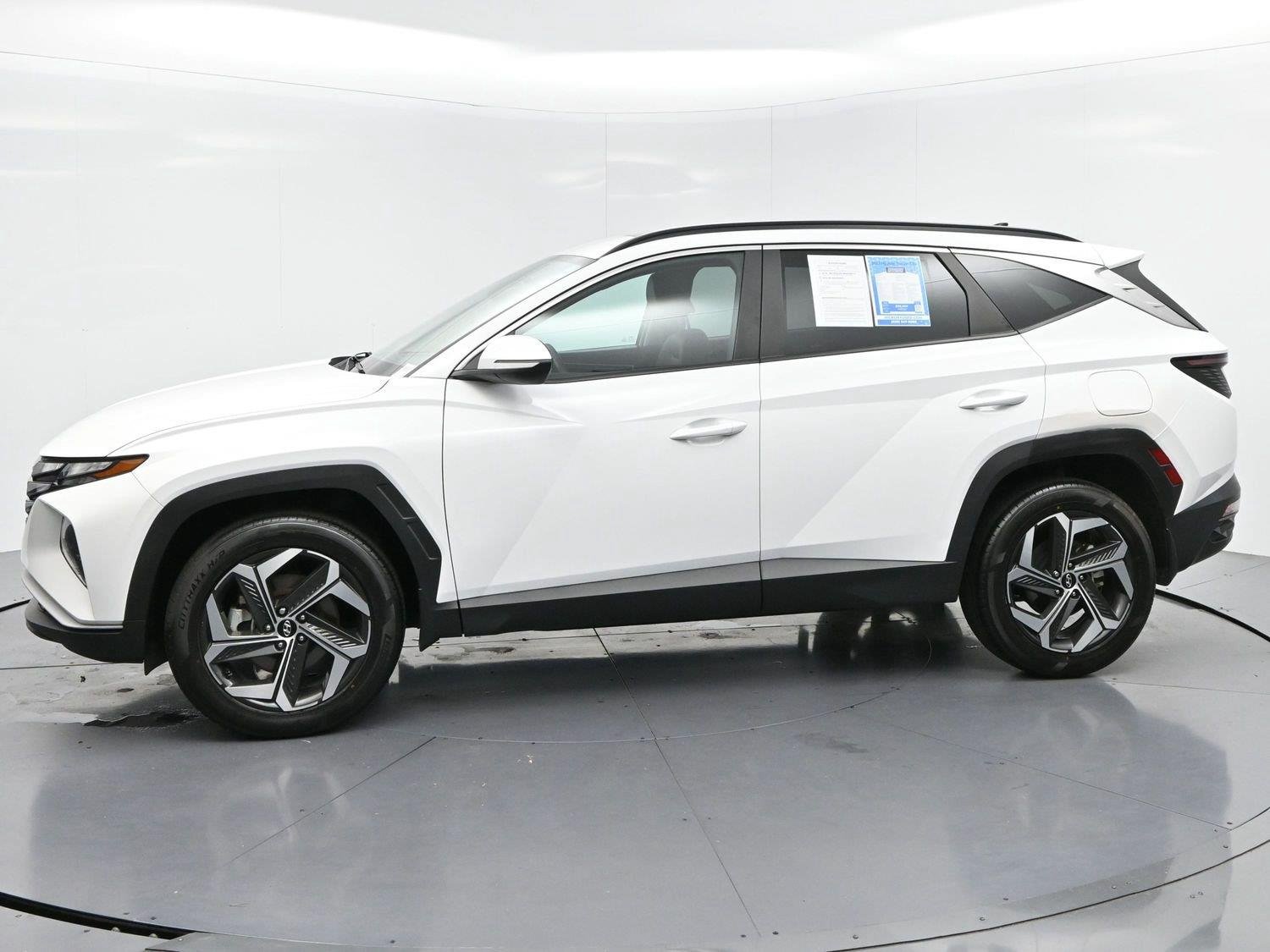 Used 2023 Serenity White Pearl Hyundai SEL image 3