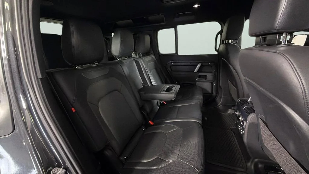 Used 2023 Gray Land Rover 110 X-Dynamic SE image 31