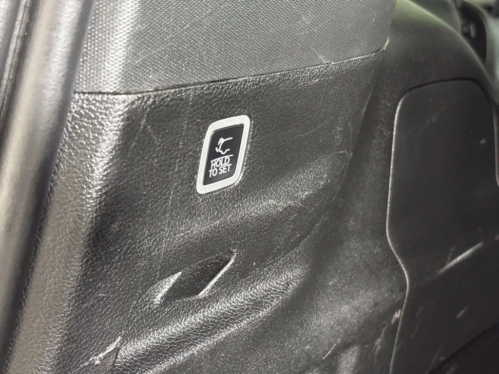 Used 2024 White Jeep Series II image 25