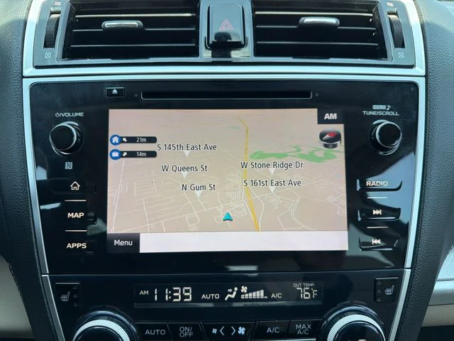Used 2019 Black Subaru 2.5i Premium image 12