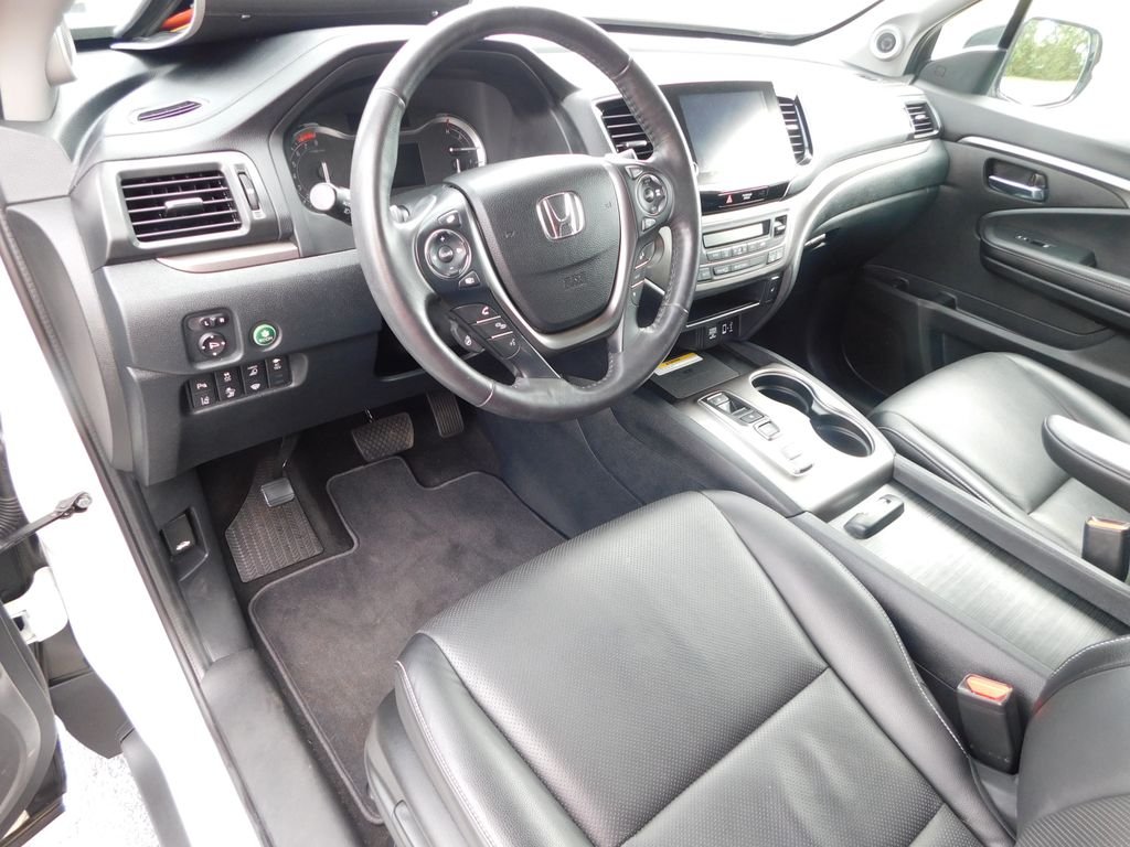 Used 2023 Platinum White Honda RTL-E image 19