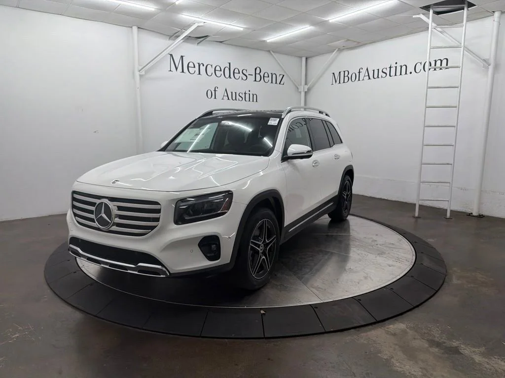 New 2026 White Mercedes-Benz GLB 250 image 3