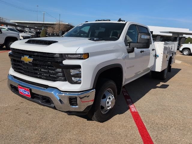 New 2026 Summit White Chevrolet Work Truck image 23