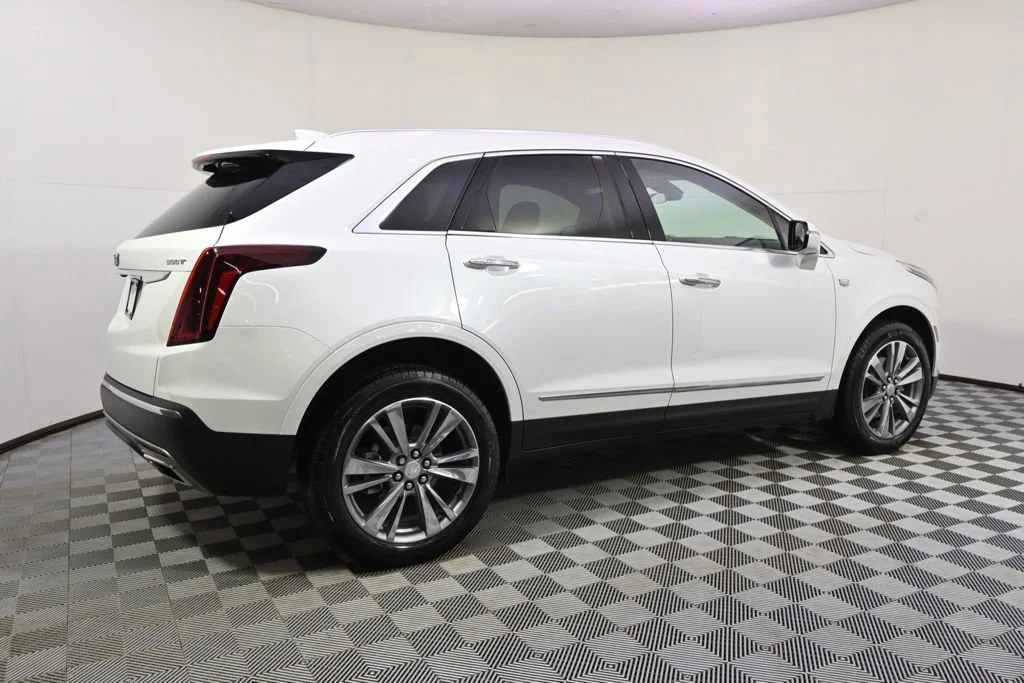 New 2025 Crystal White Tricoat Cadillac Premium Luxury image 7