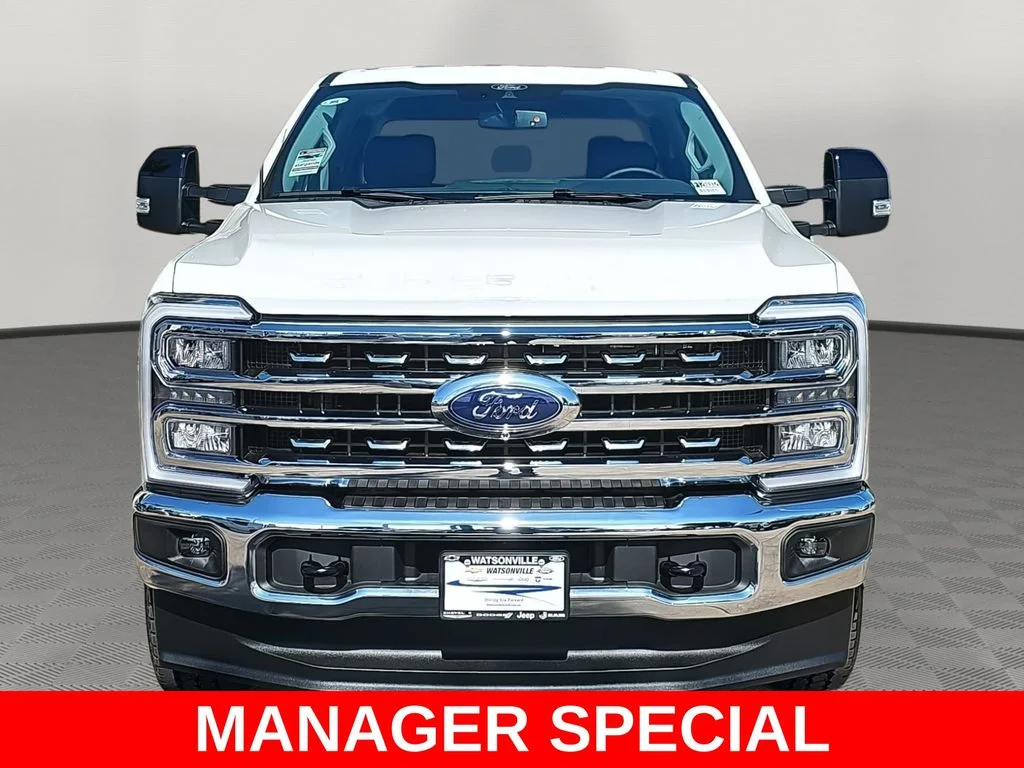 New 2026 Star White Metallic Tri-Coat Ford F-250® Platinum® image 8