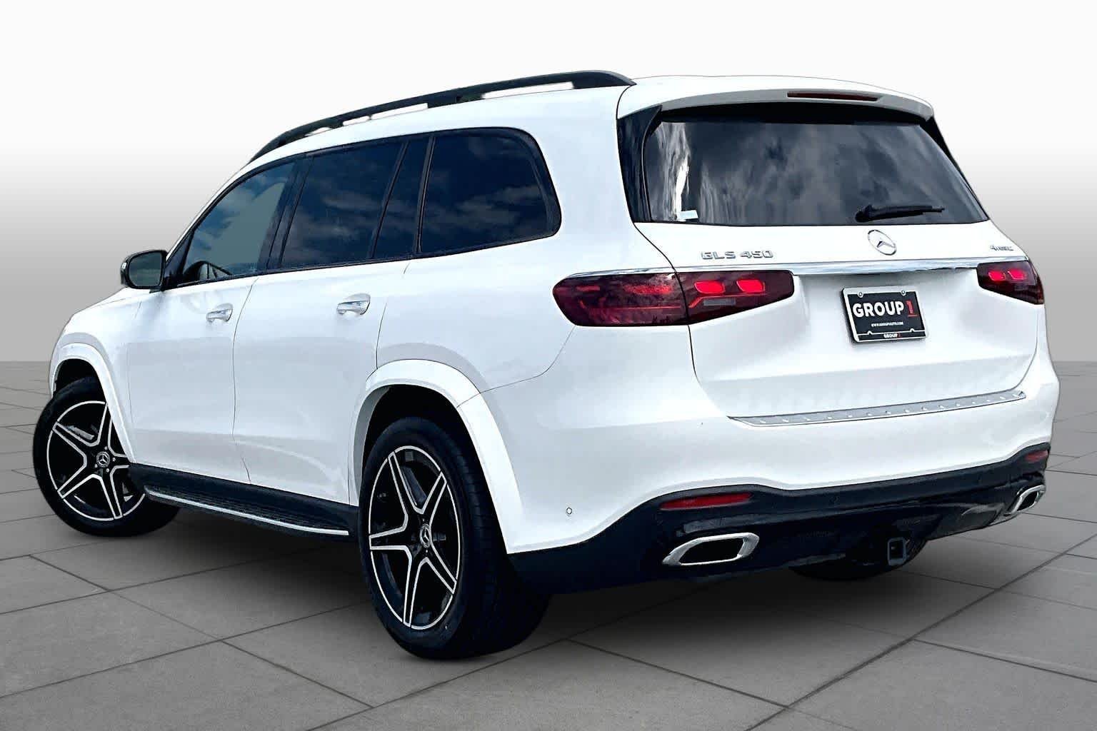 Used 2025 Polar White Mercedes-Benz GLS 450 image 12