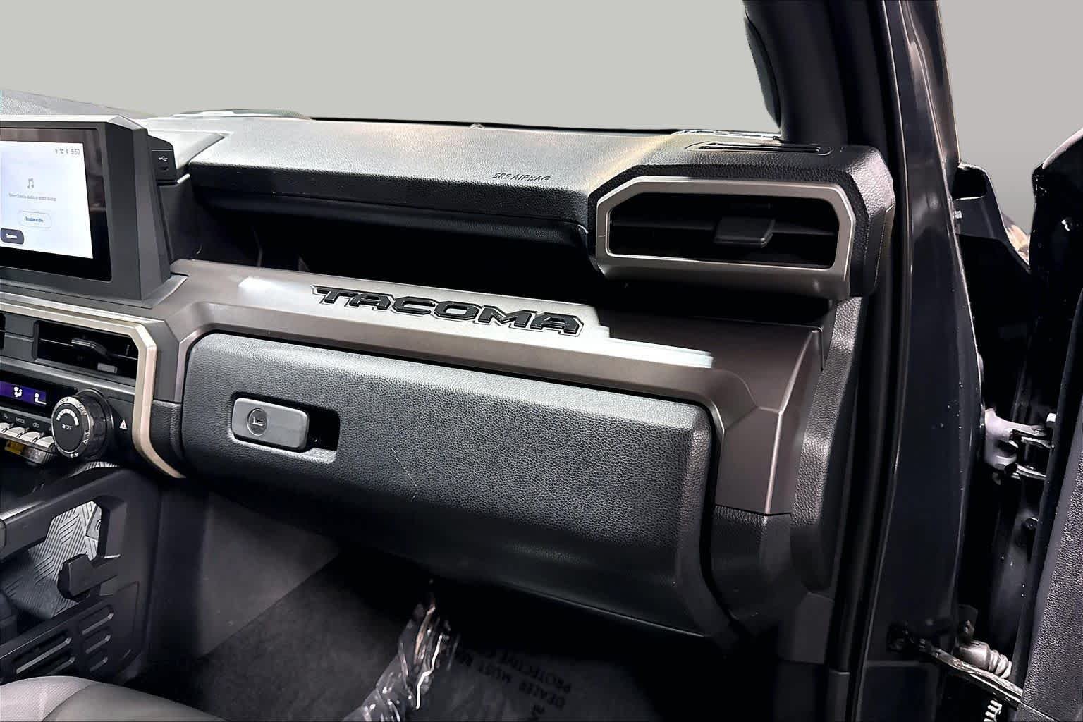 Used 2025 Underground Toyota SR5 image 18