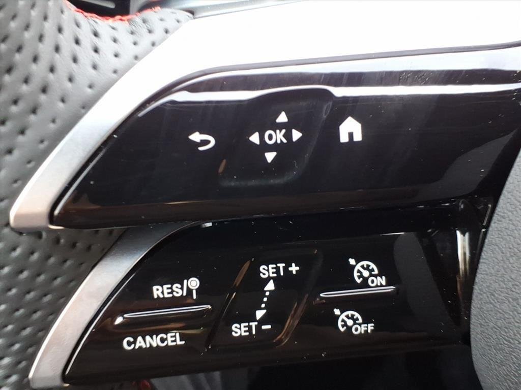 New 2026 Mountain Grey Metallic Mercedes-Benz GLA 250 image 14