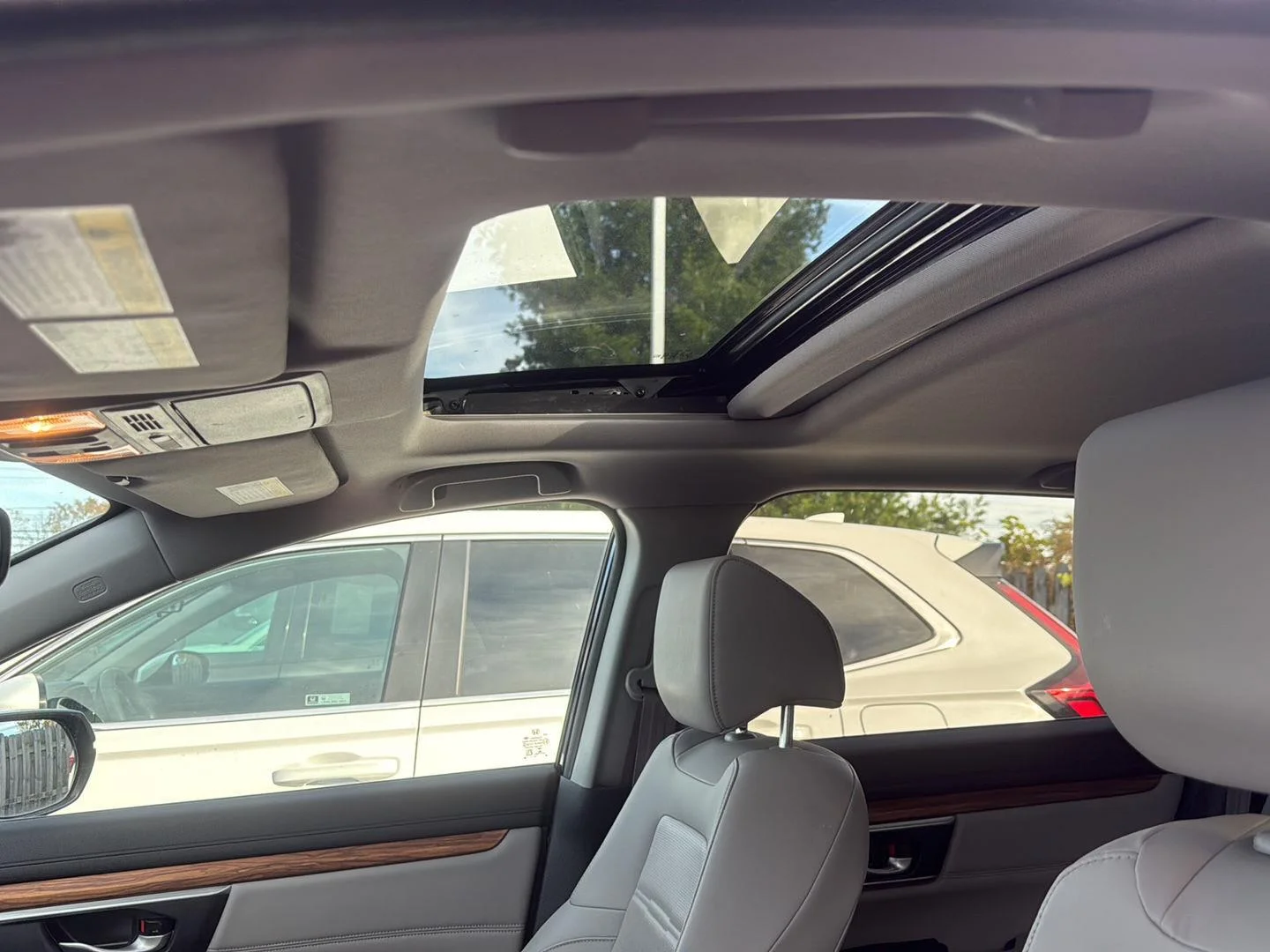 Used 2019 Obsidian Blue Pearl Honda EX-L image 21