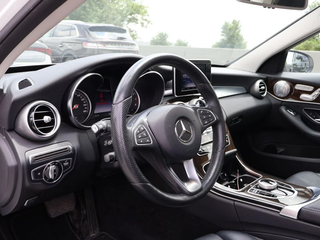 Used 2017 Polar White Mercedes-Benz C 300 image 18