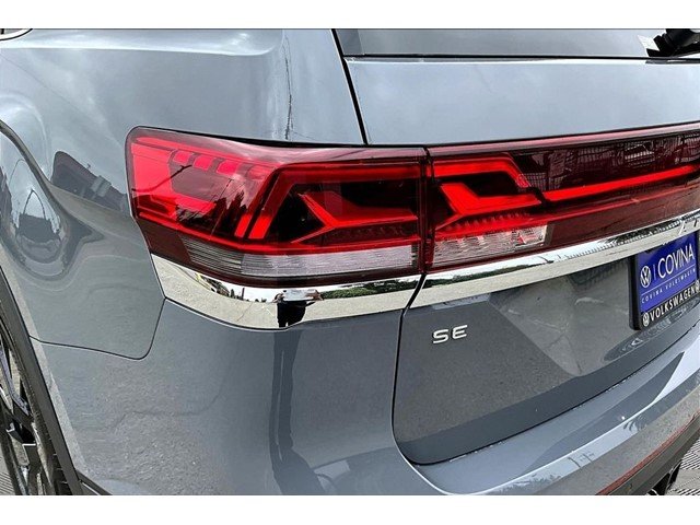 New 2026 Pure Gray Volkswagen 2.0T SE W/TECHNOLOGY image 24