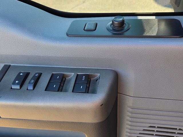 Used 2012 White Ford XLT image 32