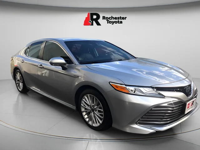 2020 Toyota Camry Hybrid XLE