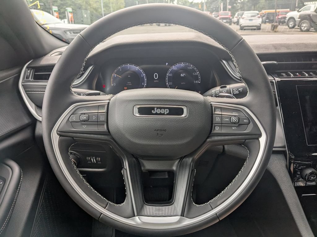 2025 Jeep Grand Cherokee L Laredo - Photo 12