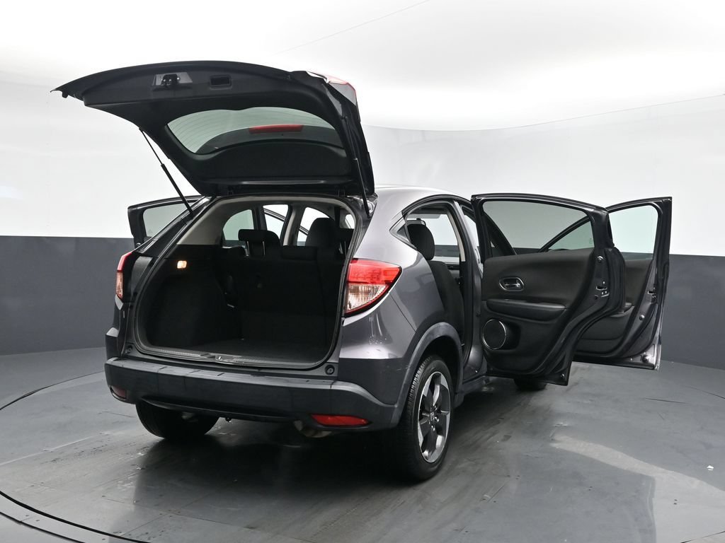 Used 2018  Honda EX image 26