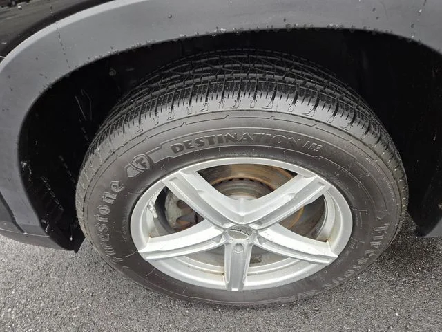 Used 2015 Black Toyota LE Plus V6 image 20