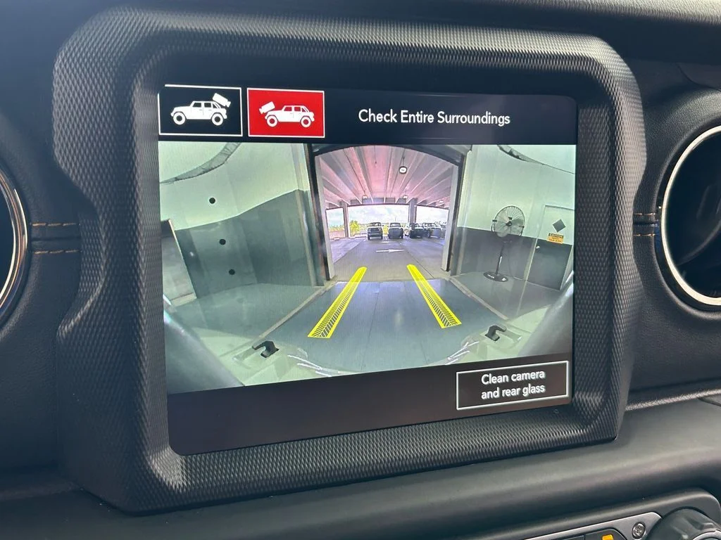 Used 2022 Sting-Gray Clearcoat Jeep Unlimited Sahara High Altitude image 22