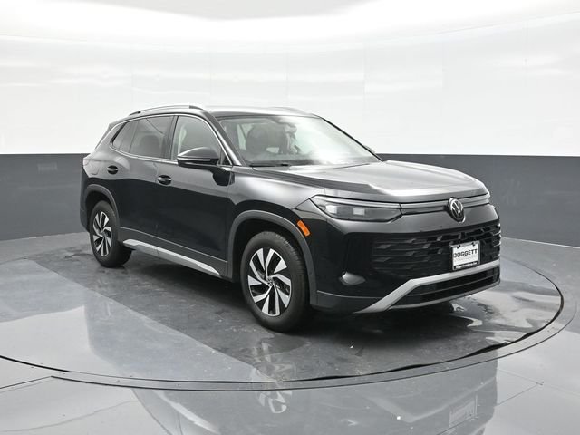 Used 2025  Volkswagen 2.0T S image 22