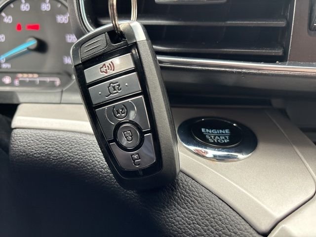 Used 2023 Silver Ford XLT image 23