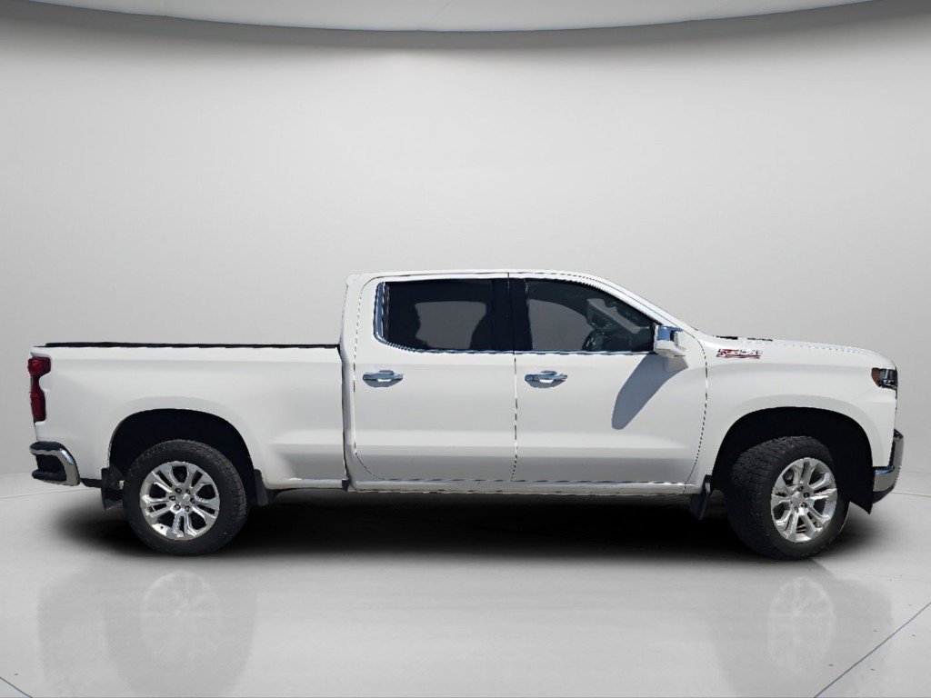 Used 2021 Summit White Chevrolet LTZ image 25