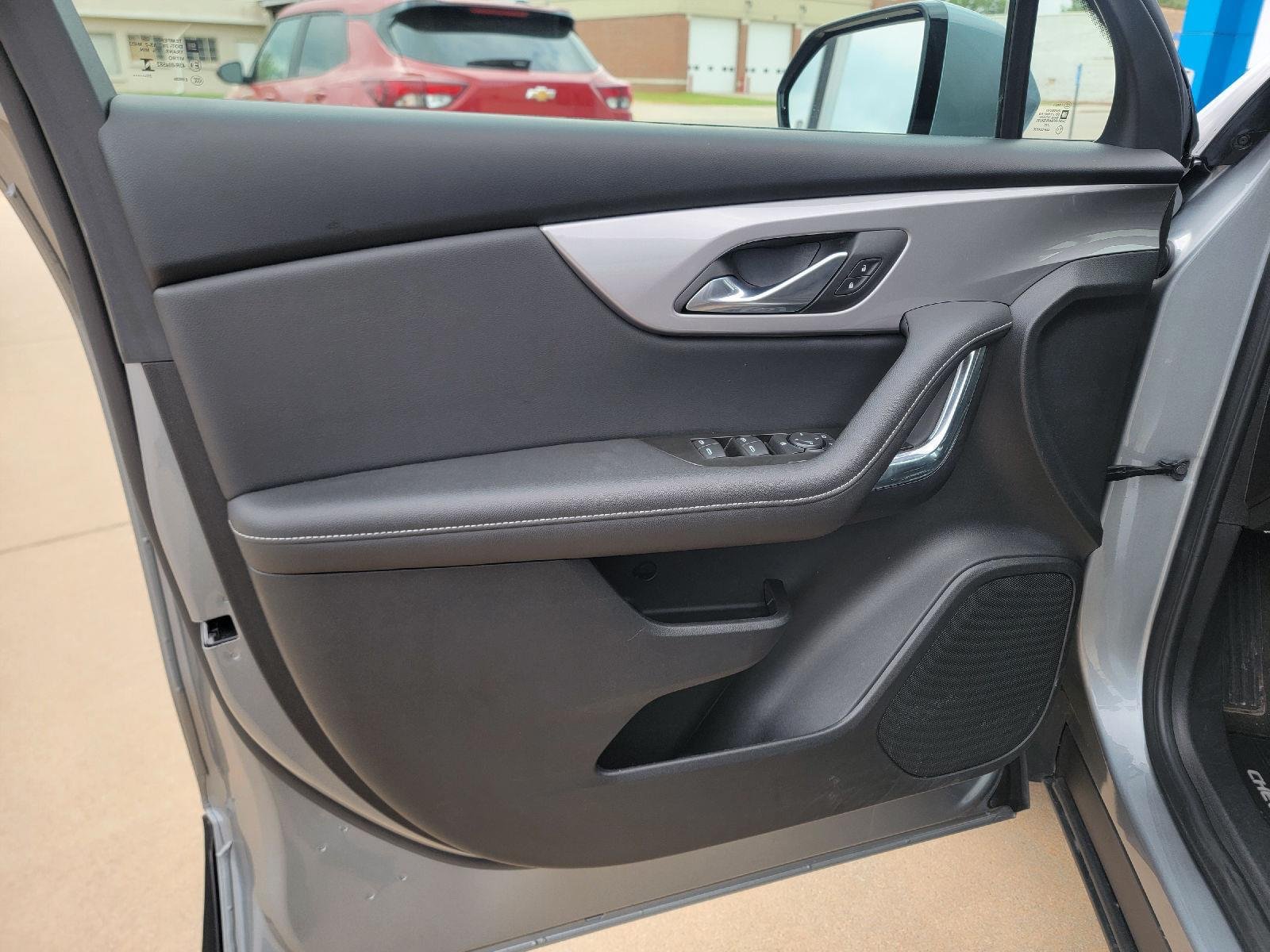 2025 Chevrolet Blazer 2LT - Photo 11