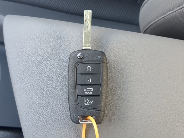 Used 2026 White Hyundai SE image 25
