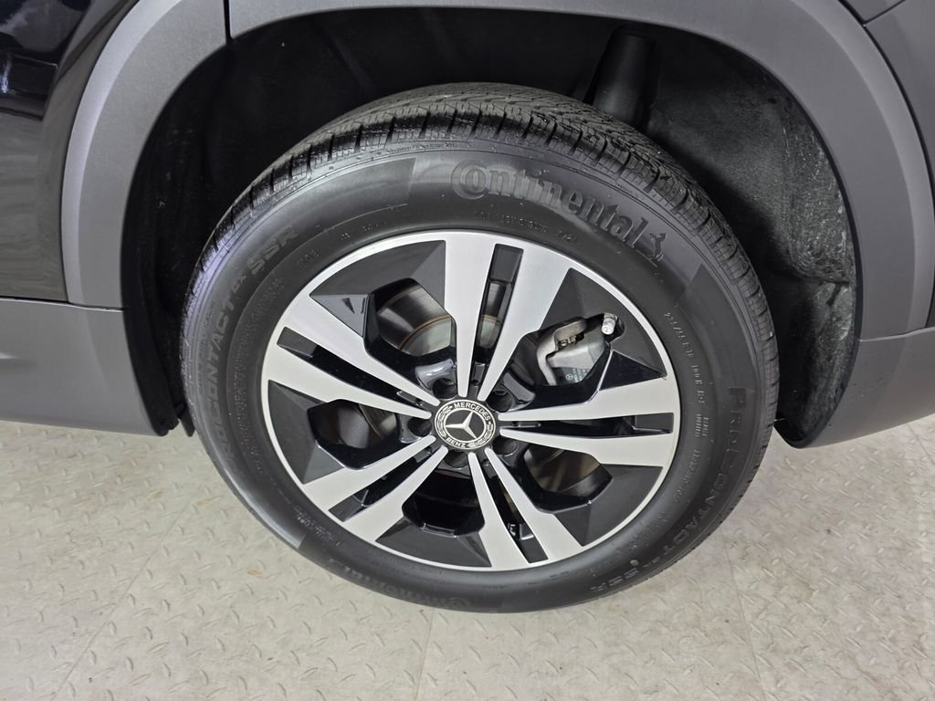 Certified Used 2025 Black Mercedes-Benz GLB 250 image 15