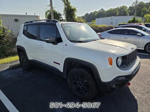 Used 2018 White Jeep Trailhawk image 3