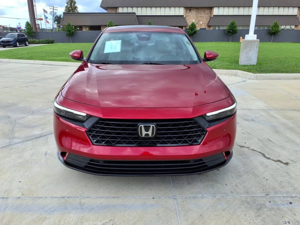 Used 2024 Red Honda EX-L image 2