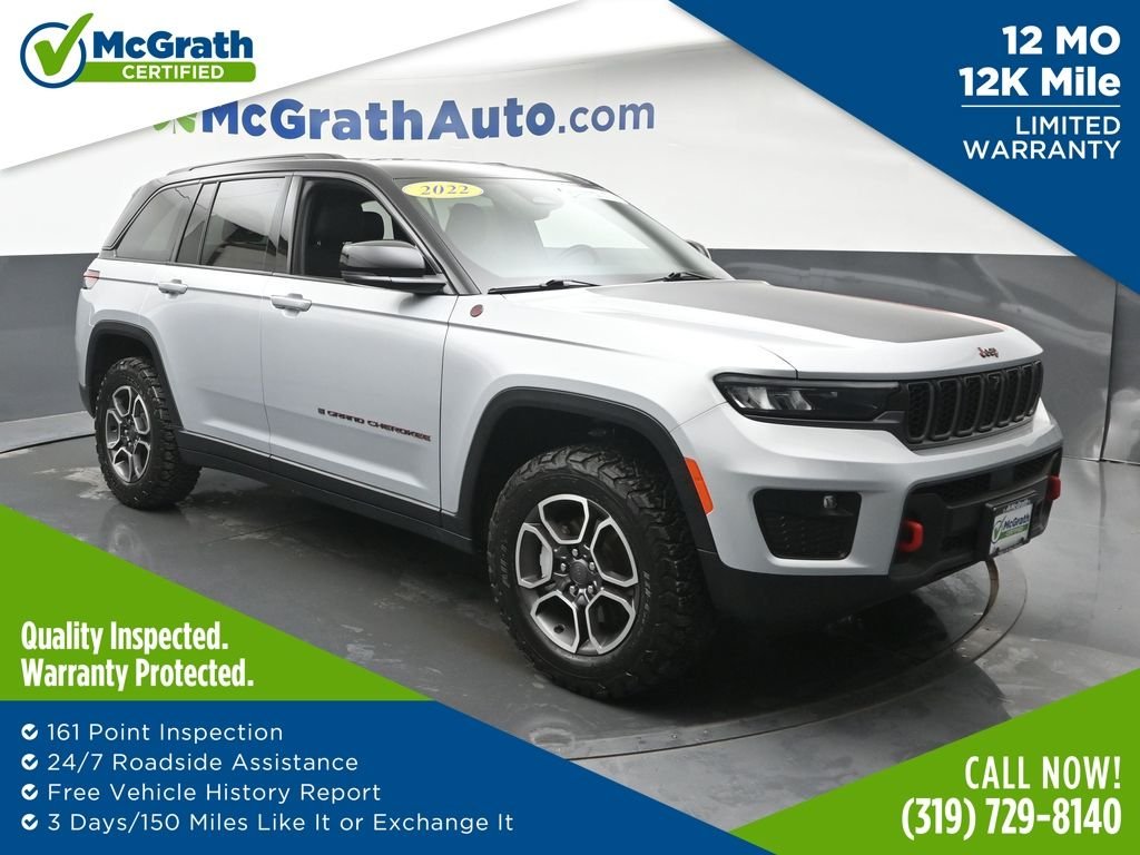 Used 2022 Silver Jeep Trailhawk image 1