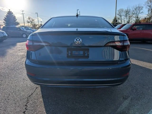 Used 2019 Blue Volkswagen 1.4T S image 5