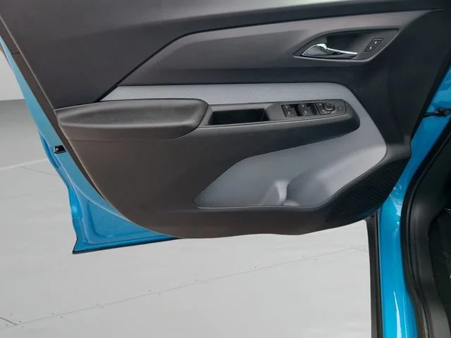 New 2027 Marina Blue Metallic Chevrolet LT image 17