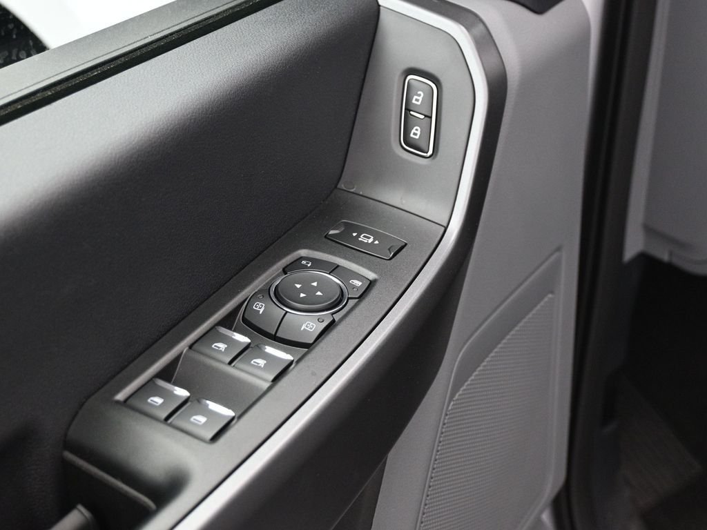 2026 Ford F-350 Super Duty XLT - Photo 9