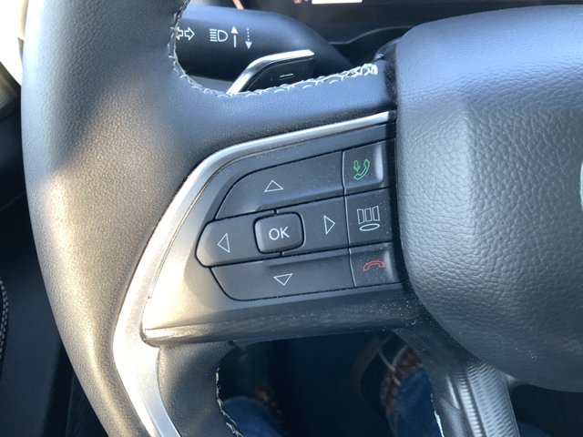 Used 2025 Velvet Red Pearlcoat Jeep Laredo X image 30