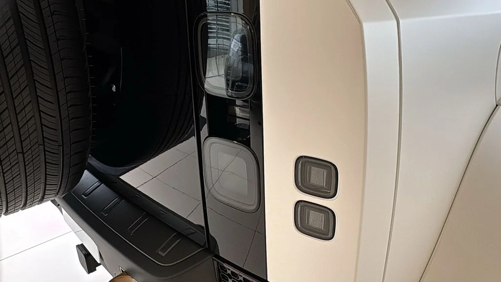 New 2026 White Land Rover OCTA image 32