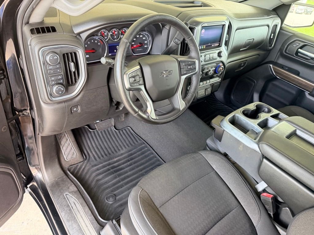Used 2021 Black Chevrolet RST image 13