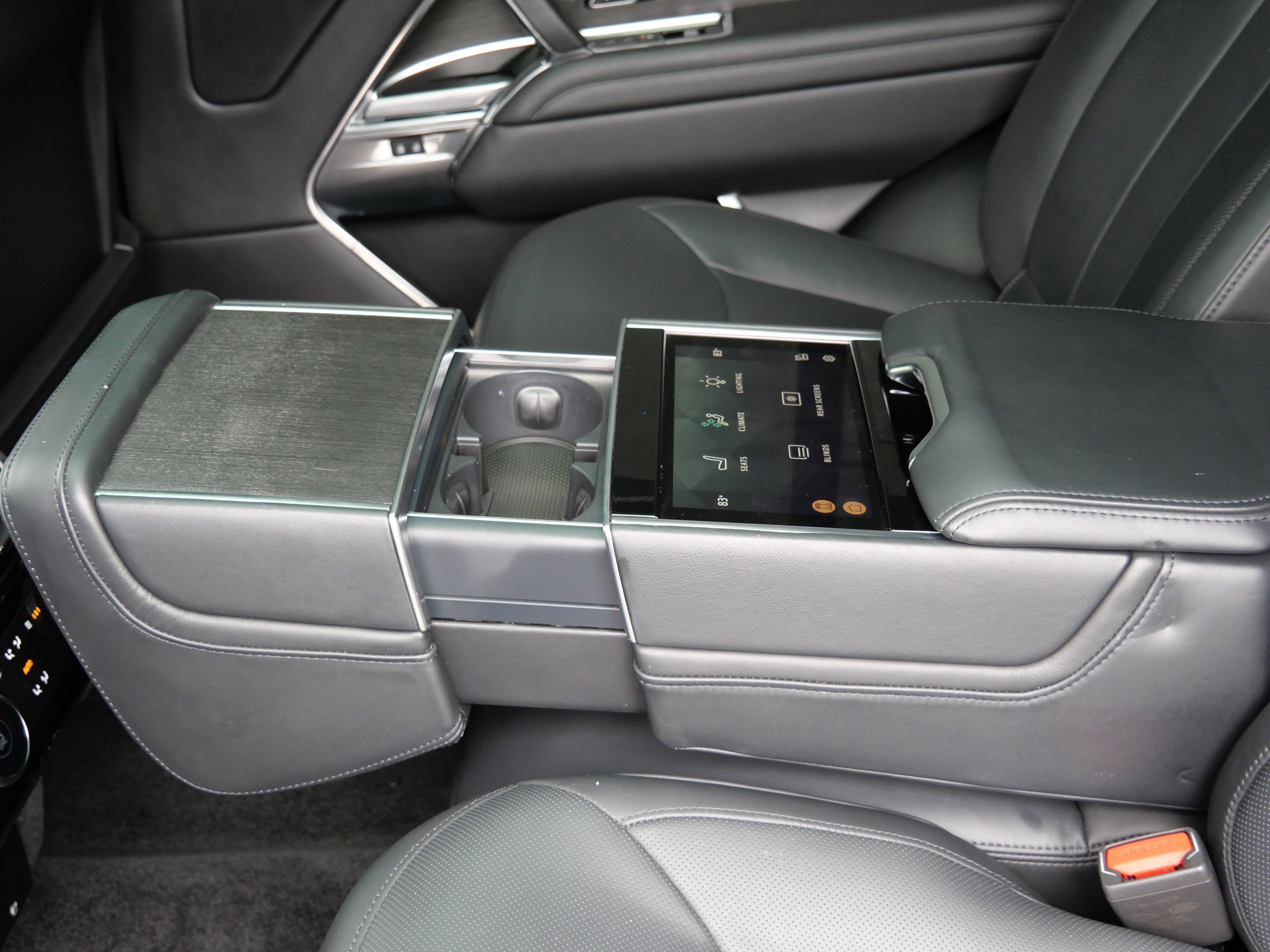 Certified Used 2023 EIGER GREY Land Rover Autobiography image 18
