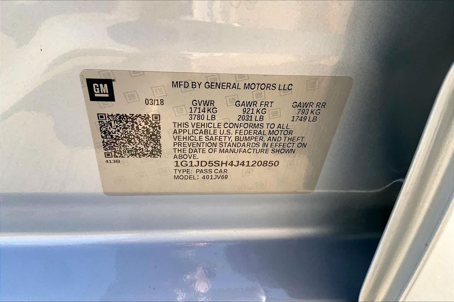 Used 2018 Arctic Blue Metallic Chevrolet LT image 35