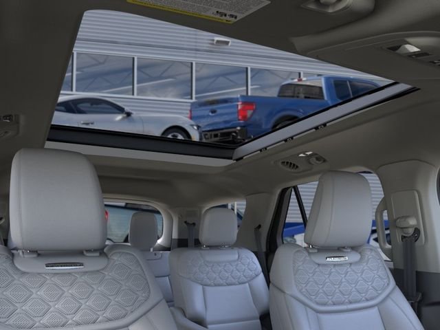 New 2026 White Ford Platinum image 22