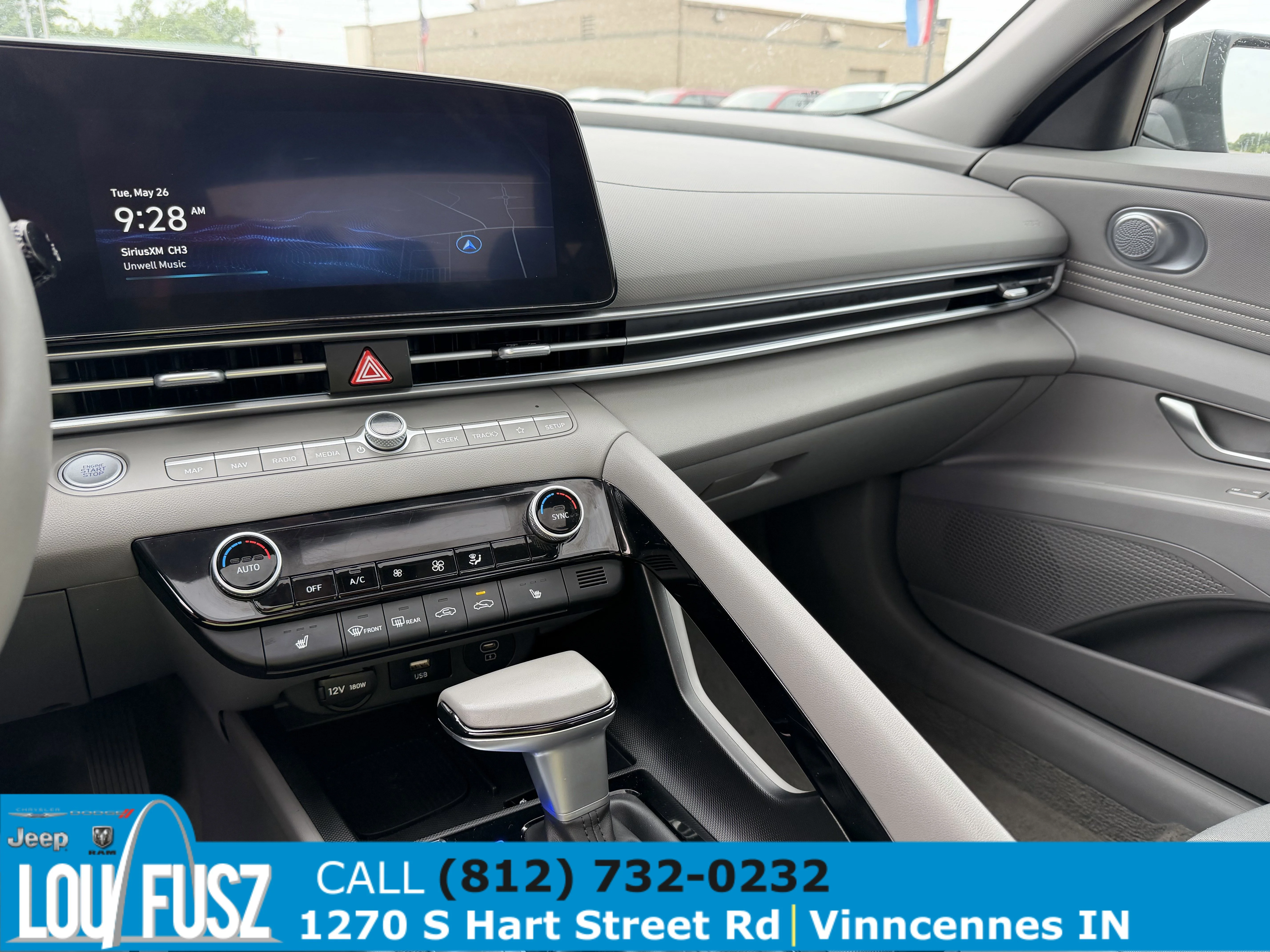 Used 2025 Amazon Gray Hyundai SEL Convenience image 18