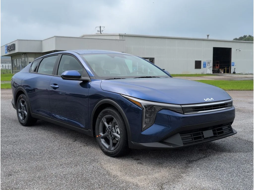 New 2026 Deep Sea Blue Kia LXS image 7