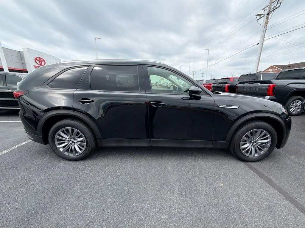 Used 2025 Black Mazda 3.3 Turbo Preferred image 9