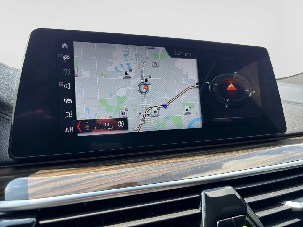 Used 2018 Black BMW 640 Gran Turismo i xDrive image 21
