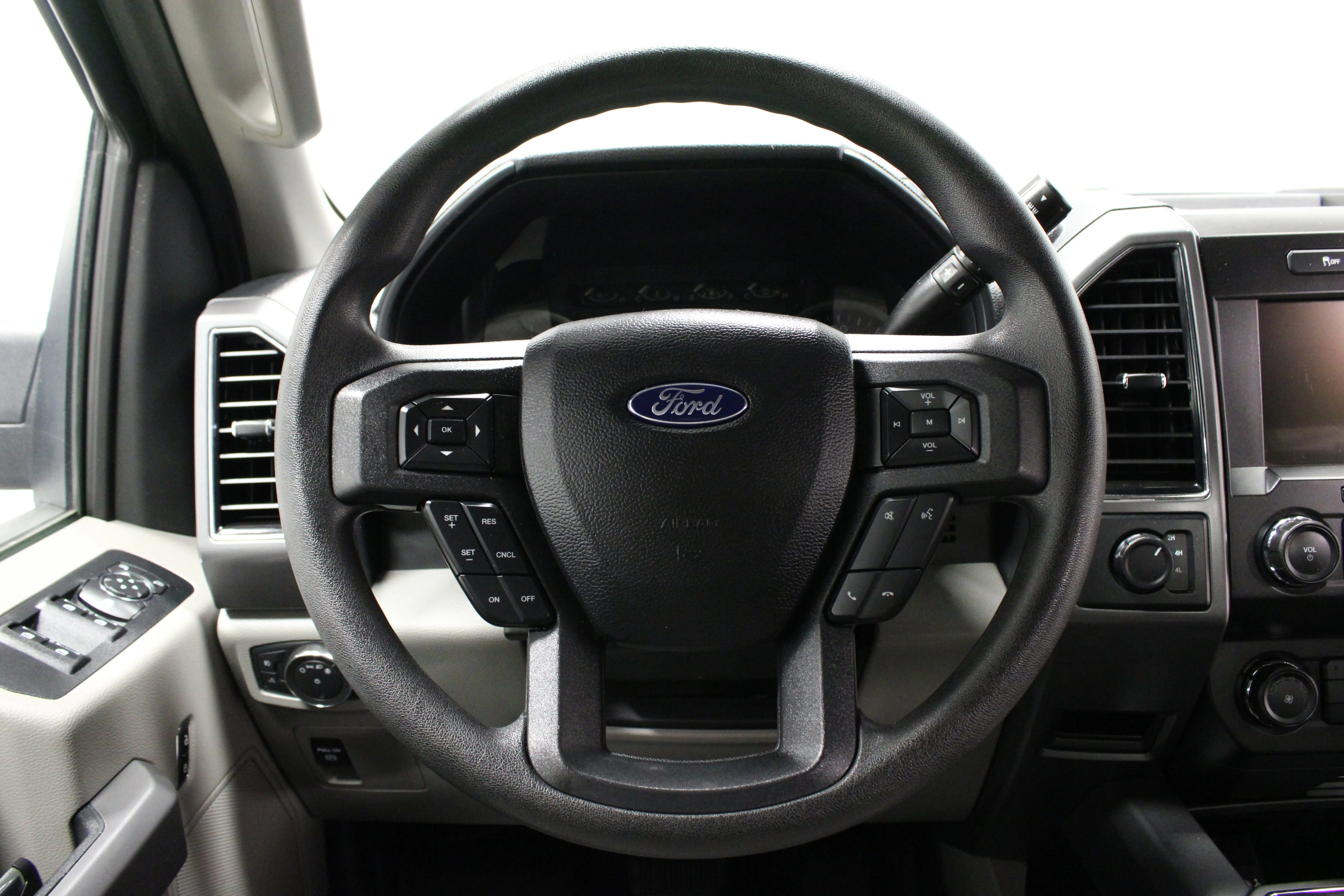 Used 2020 Magnetic Metallic Ford XLT image 21
